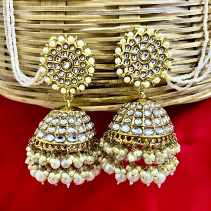 Jhoomar Jhumka with Kaan Chain (White)