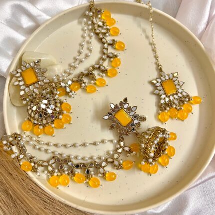 Manavi Mirror Jhumka With Mangtika (Yellow)