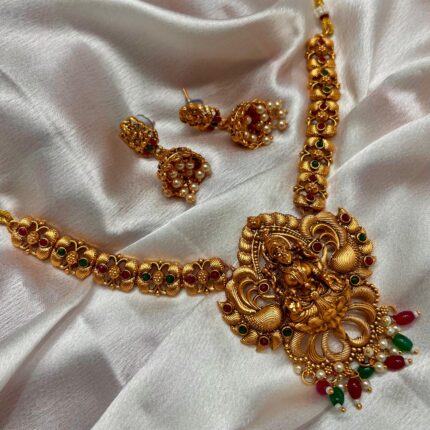 Nadya Temple Jewellery Set (Golden)