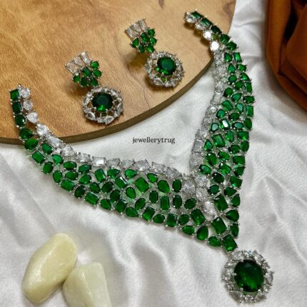 Mirula AD Choker NeckSet (Green)