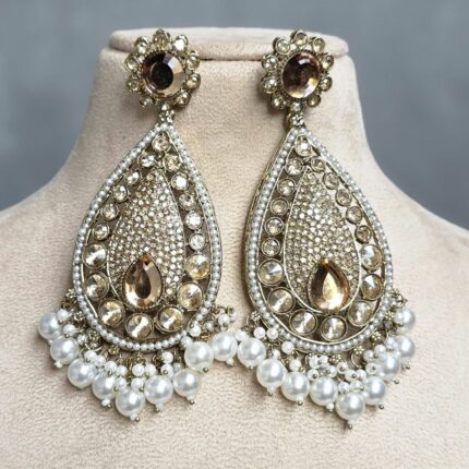 Jissa Jhumka Earrings